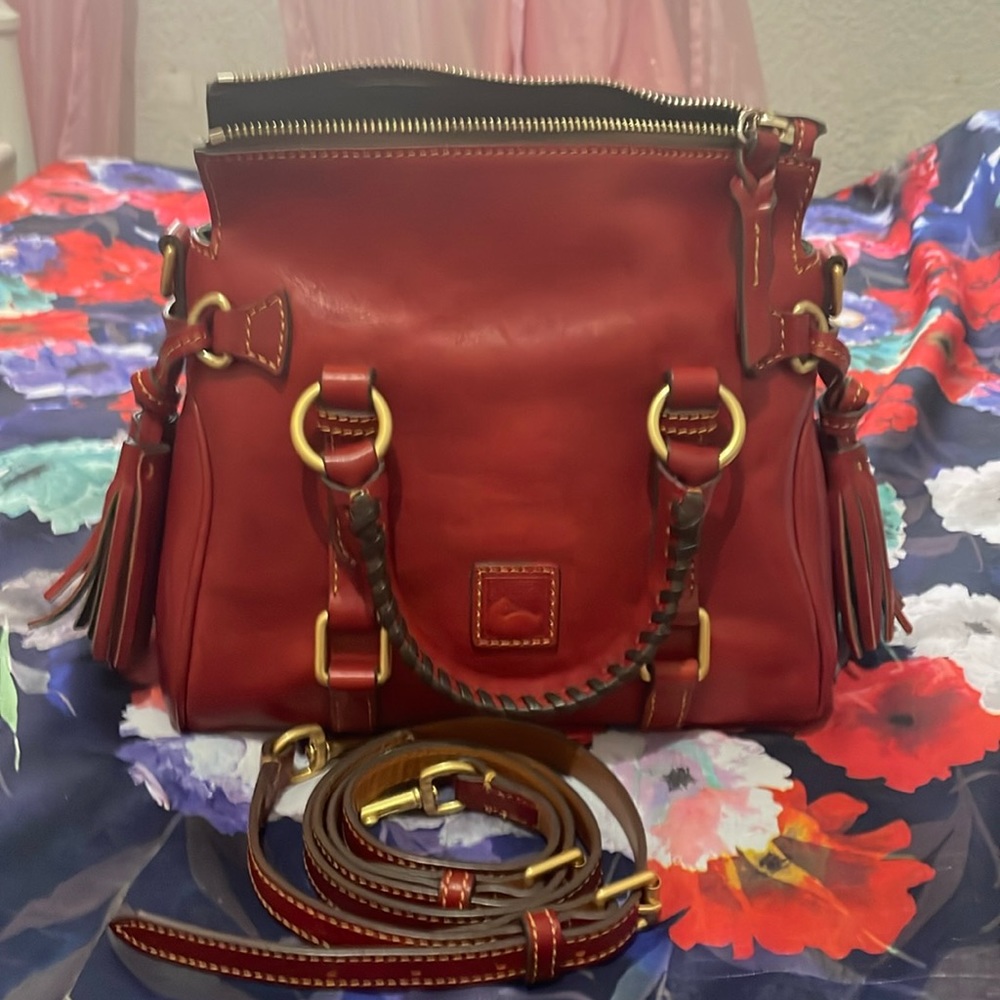 Beautiful Dooney and  Bourke Florentine mini satchel in Brilliant Red color 😃